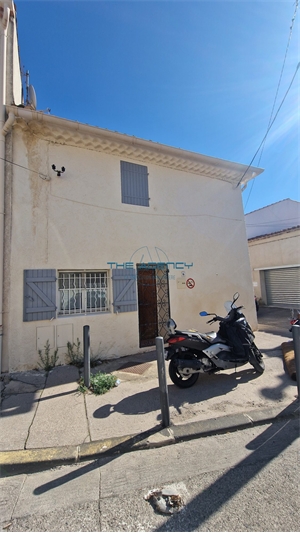 maison-villa à la vente -   13012  MARSEILLE, surface 42,93 m2 vente maison-villa - APR743754